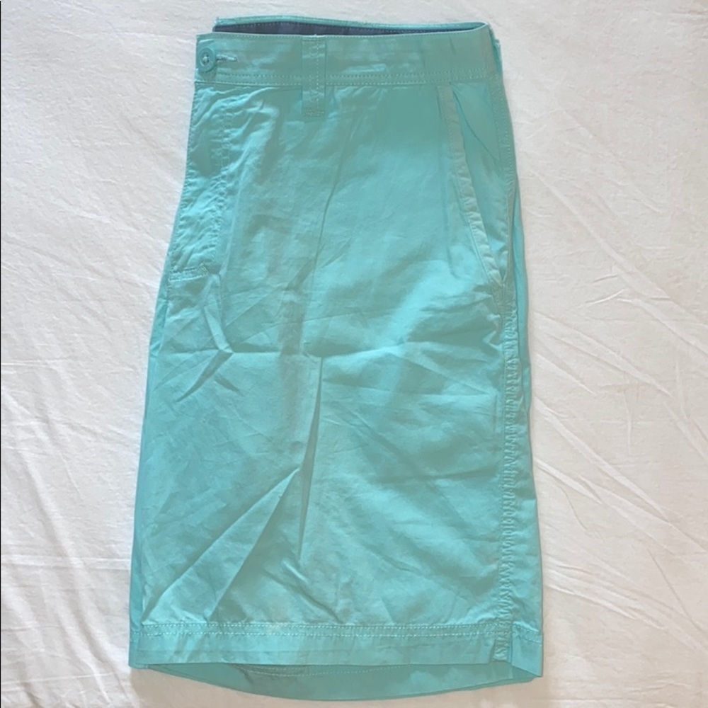 Columbia Lightweight Shorts!!